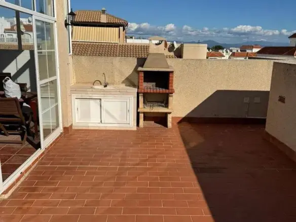 4-bedroom Flat In Torremolinos, Spain (185 M²)