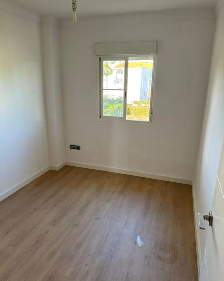 4-bedroom Flat In Torremolinos, Spain (185 M²)