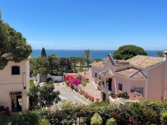4-bedroom Villa In Marbella, Spain (289 M²)