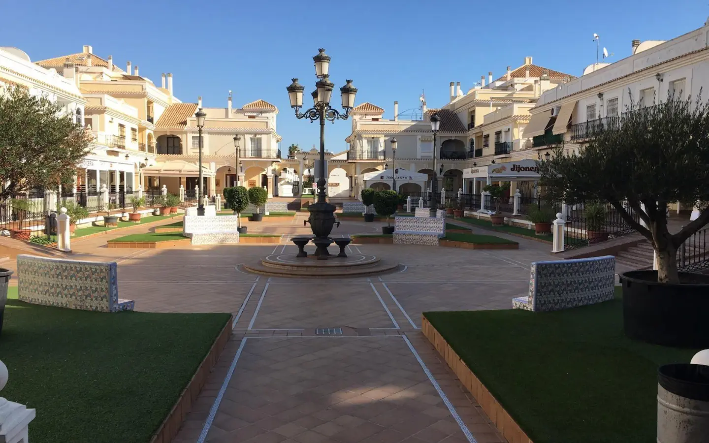 Villa 344 M² In Pilar De La Horadada, Spain