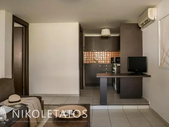 Commercial In Minies, Greece
