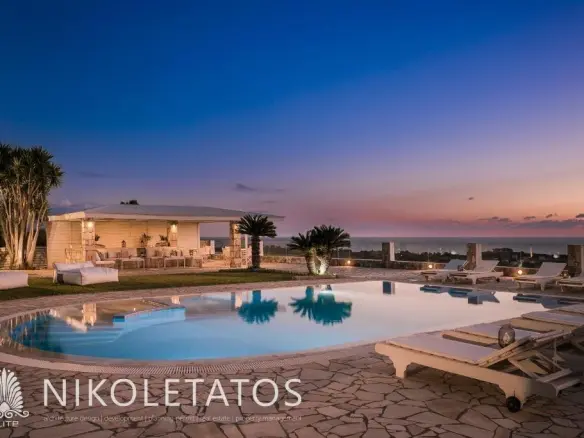 Commercial In Minies, Greece