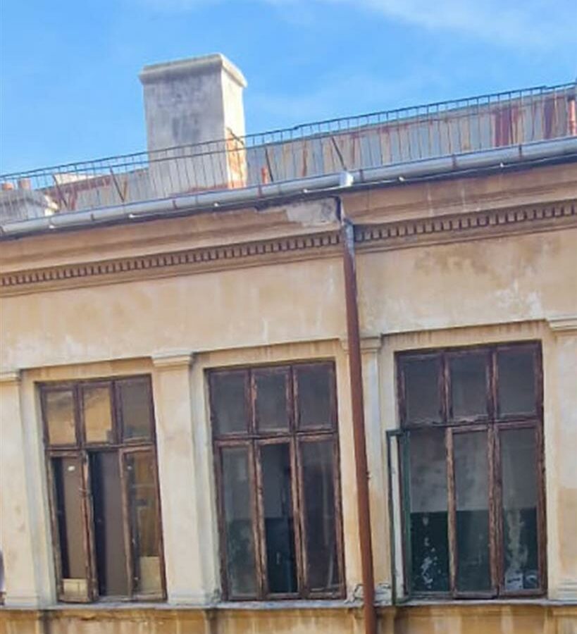 Bucharest, Romania – Historical Building, 3400 Sqm, With Project For A Boutique Hotel Conversion