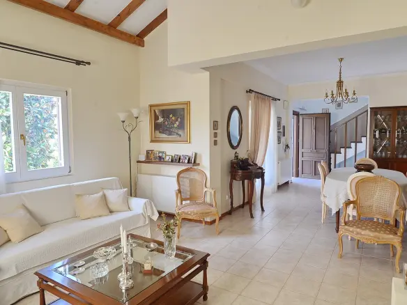 Detached House 200 M² In Eastern Peloponnese