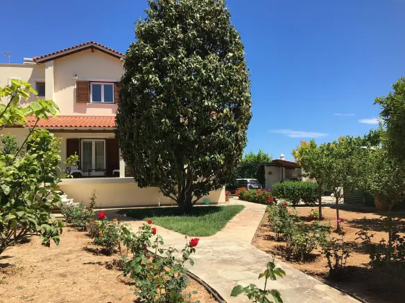 Detached House 200 M² In Eastern Peloponnese
