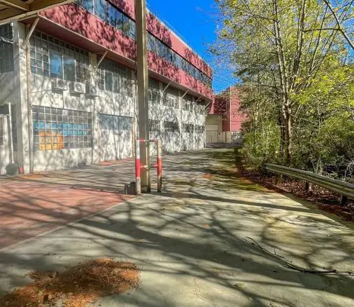Industrial Unit In Eskoriatza, Spain (8.000 M²)