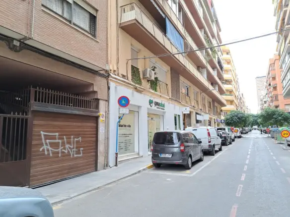 Garage In Alicante, Spain (10 M²)