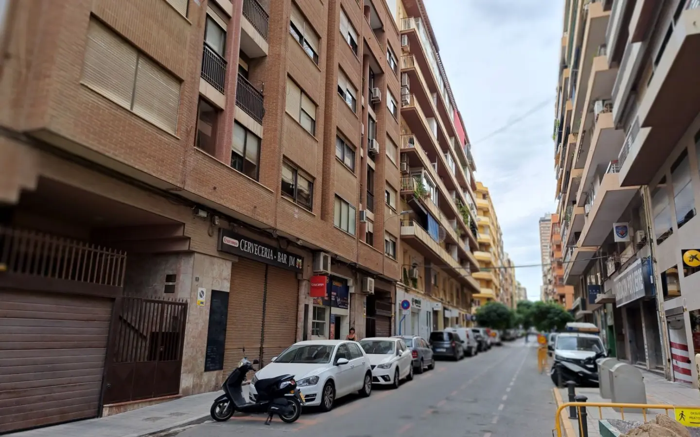 Garage In Alicante, Spain (10 M²)