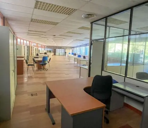 Industrial Unit In Eskoriatza, Spain (8.000 M²)