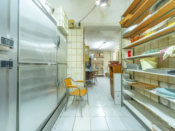 Commercial Unit In Novelda, Spain (150 M²)