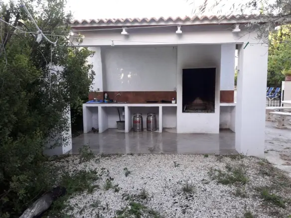 7-bedroom Villa In Moratalla, Spain (318 M²)
