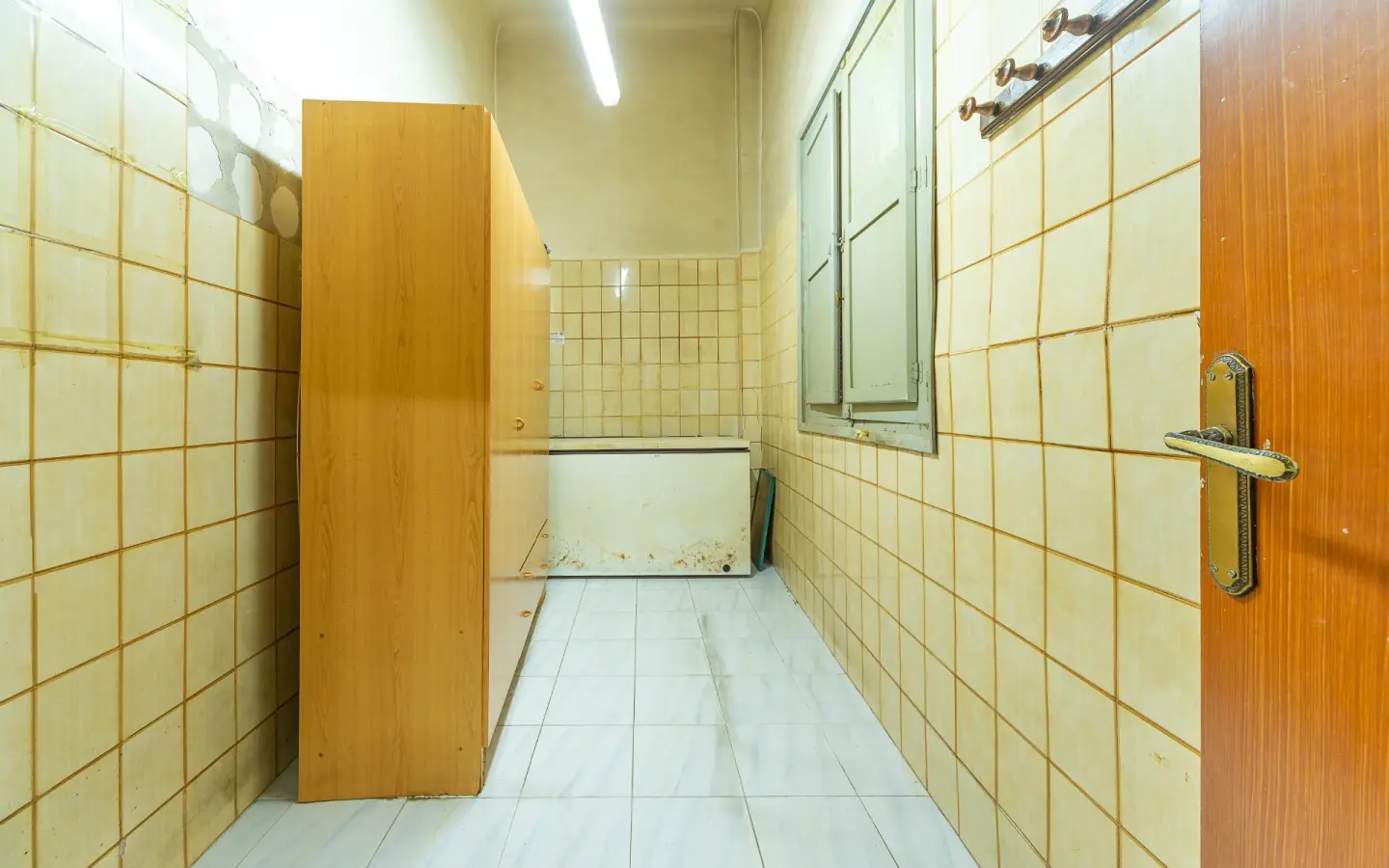 Commercial Unit In Novelda, Spain (150 M²)