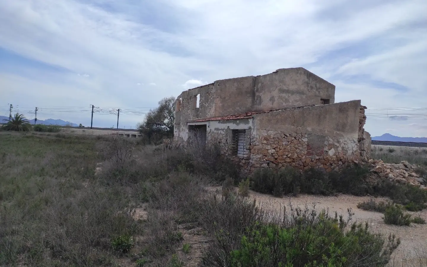 Land In Crevillent, Spain (30.120 M² Plot)