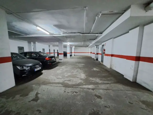 Garage In Alicante, Spain (10 M²)