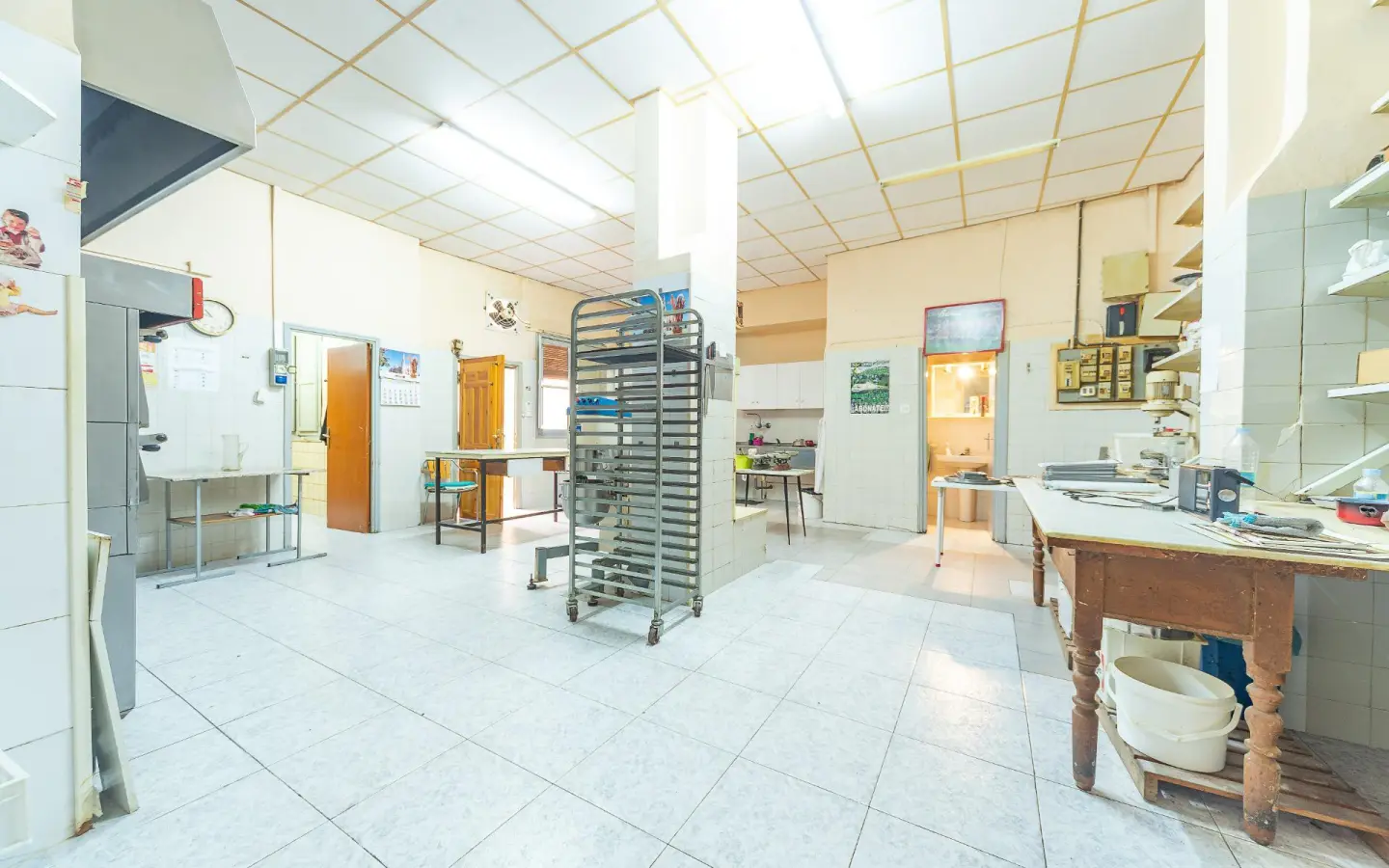 Commercial Unit In Novelda, Spain (150 M²)