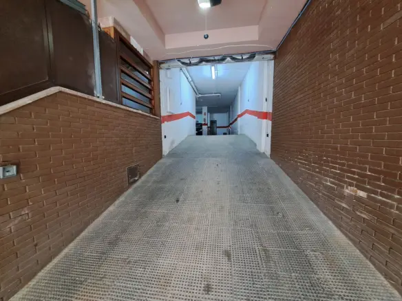 Garage In Alicante, Spain (10 M²)