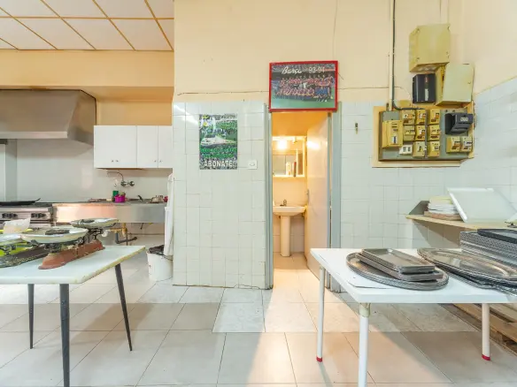 Commercial Unit In Novelda, Spain (150 M²)