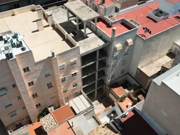 15-bedroom Urban Building Plot In Elche, Spain (475 M²)
