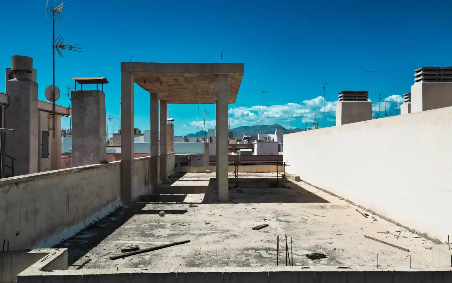 Urban Building Plot 475 M² In Elche, Spain
