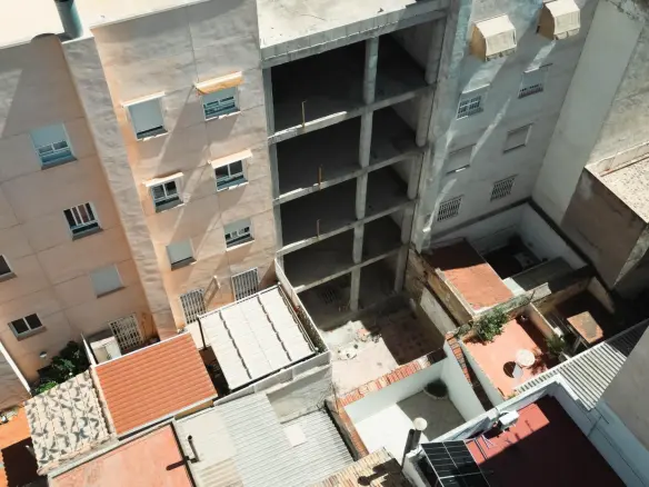 15-bedroom Urban Building Plot In Elche, Spain (475 M²)