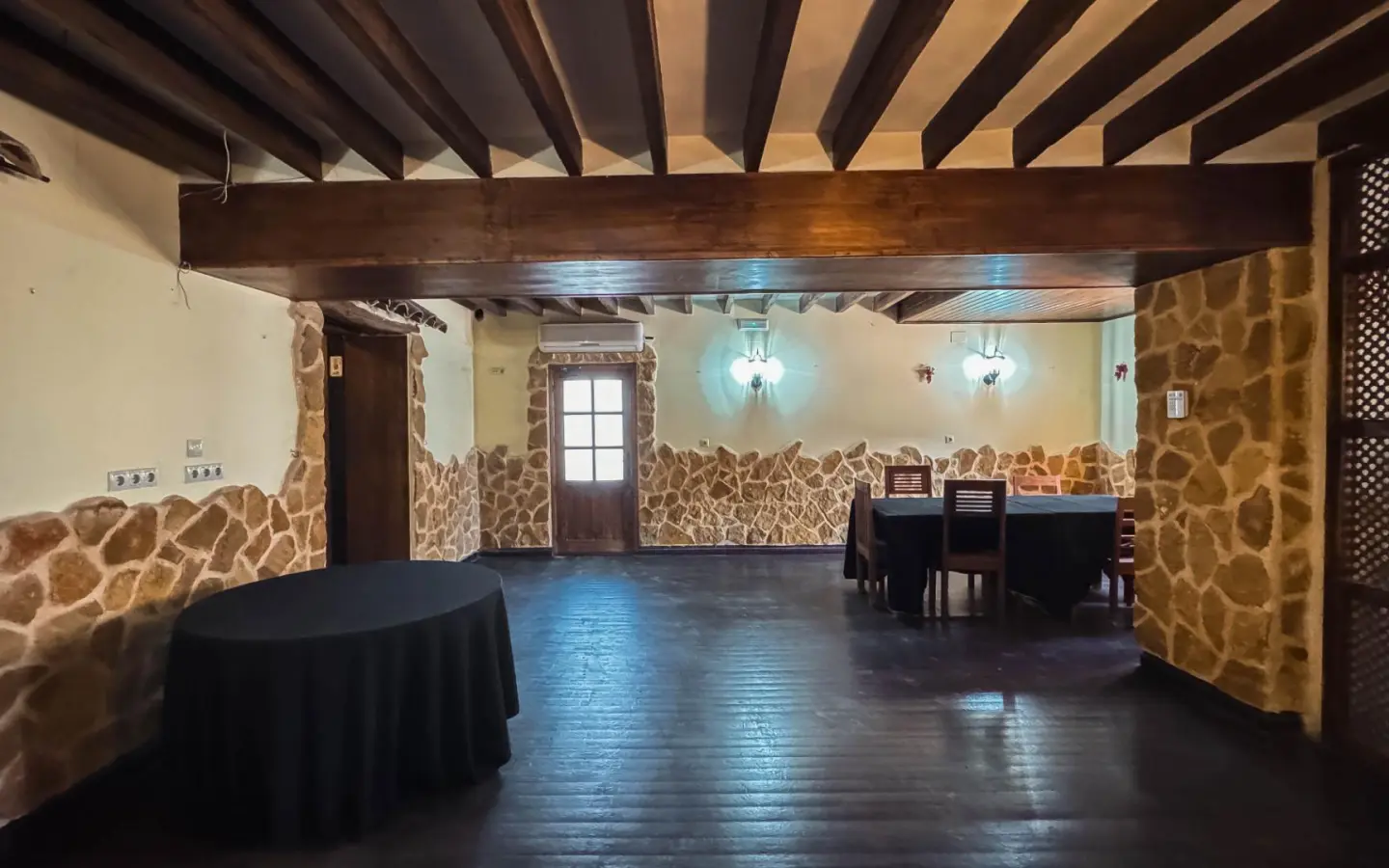 2-bedroom House In Monovar – Monover, Spain (375 M²)