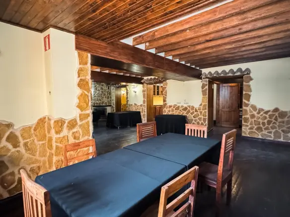 2-bedroom House In Monovar – Monover, Spain (375 M²)