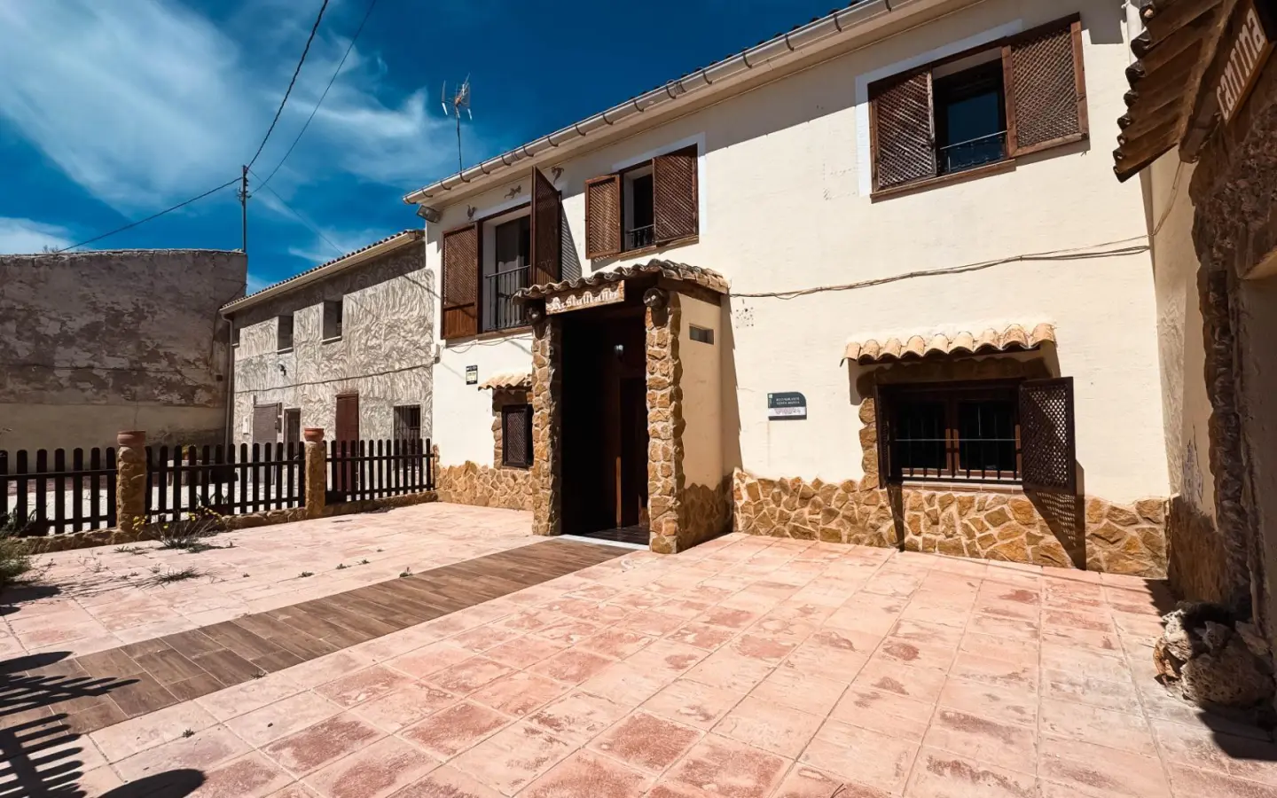 2-bedroom House In Monovar – Monover, Spain (375 M²)