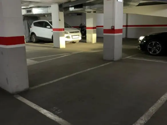 Garage In Elche, Spain (18 M²)