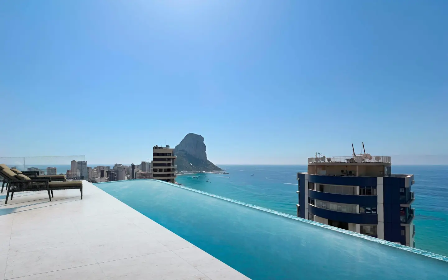 2-bedroom Penthouse In Calpe, Spain (137 M²)