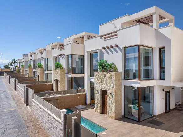 3-bedroom Villa In Ciudad Quesada, Spain (109 M²)