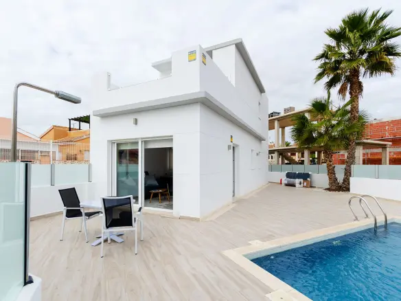 3-bedroom Country Land In Torrevieja, Spain (116 M²)