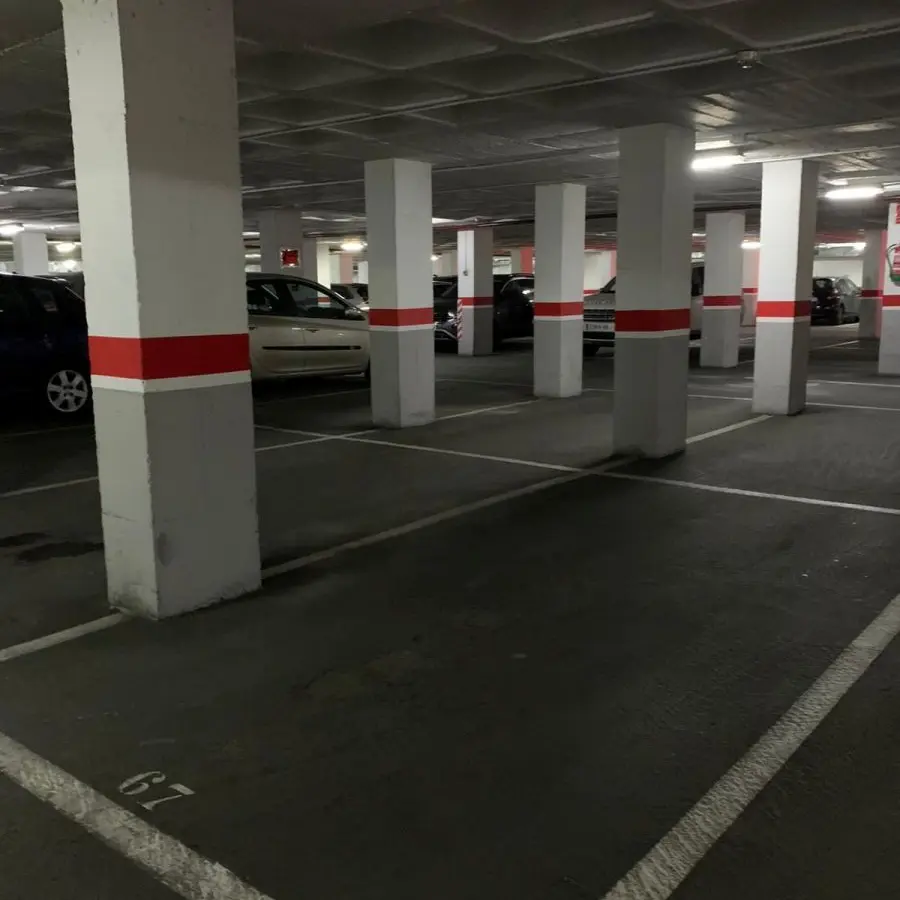 Garage In Elche, Spain (18 M²)