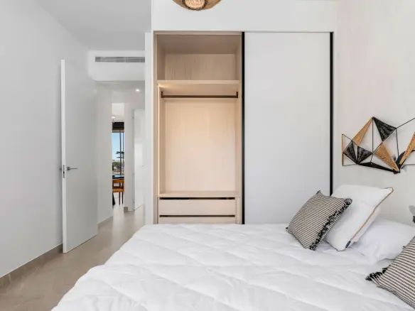 3-bedroom Apartment In Benijofar, Spain (117 M²)