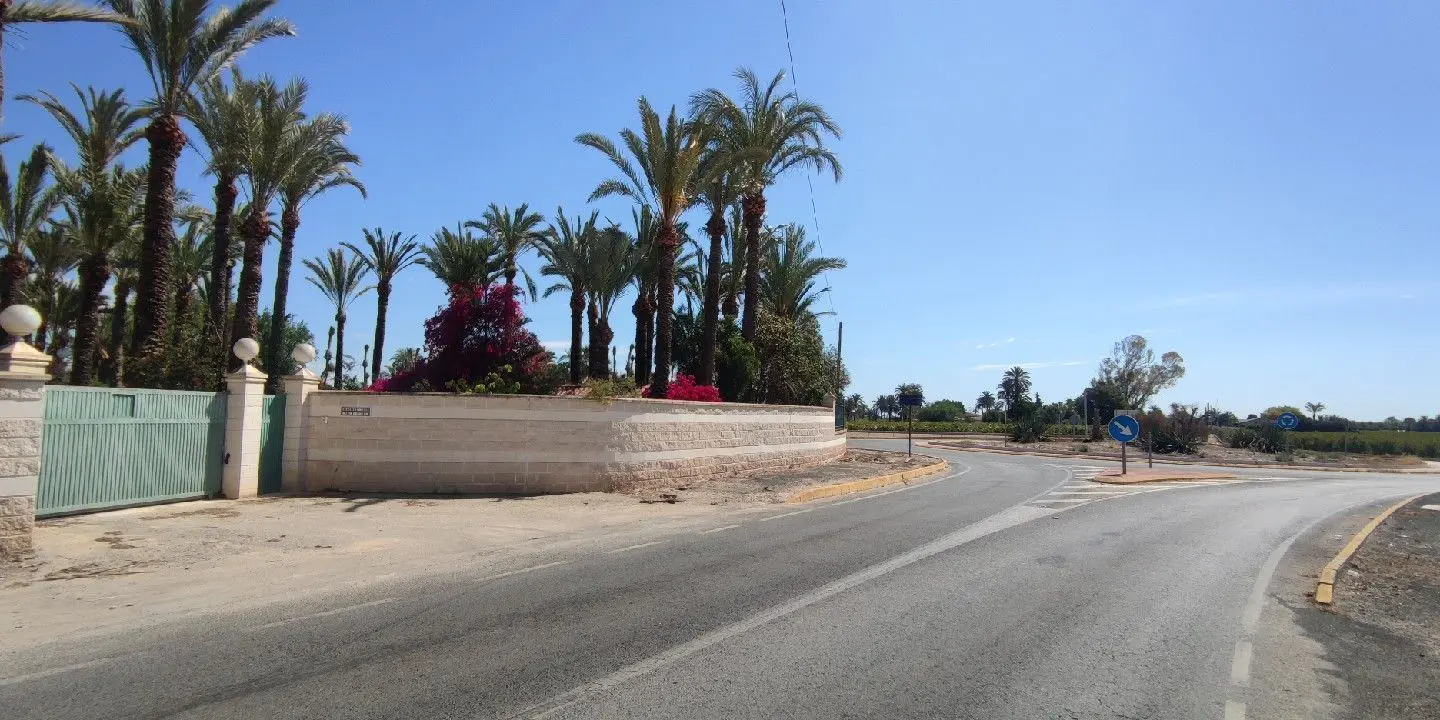 Urban Plot In Elche Pedanias, Spain (795 M²)