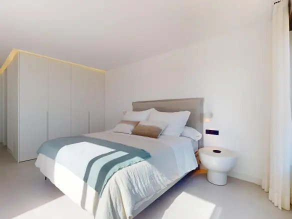 3-bedroom Villa In Polop, Spain (293 M²)