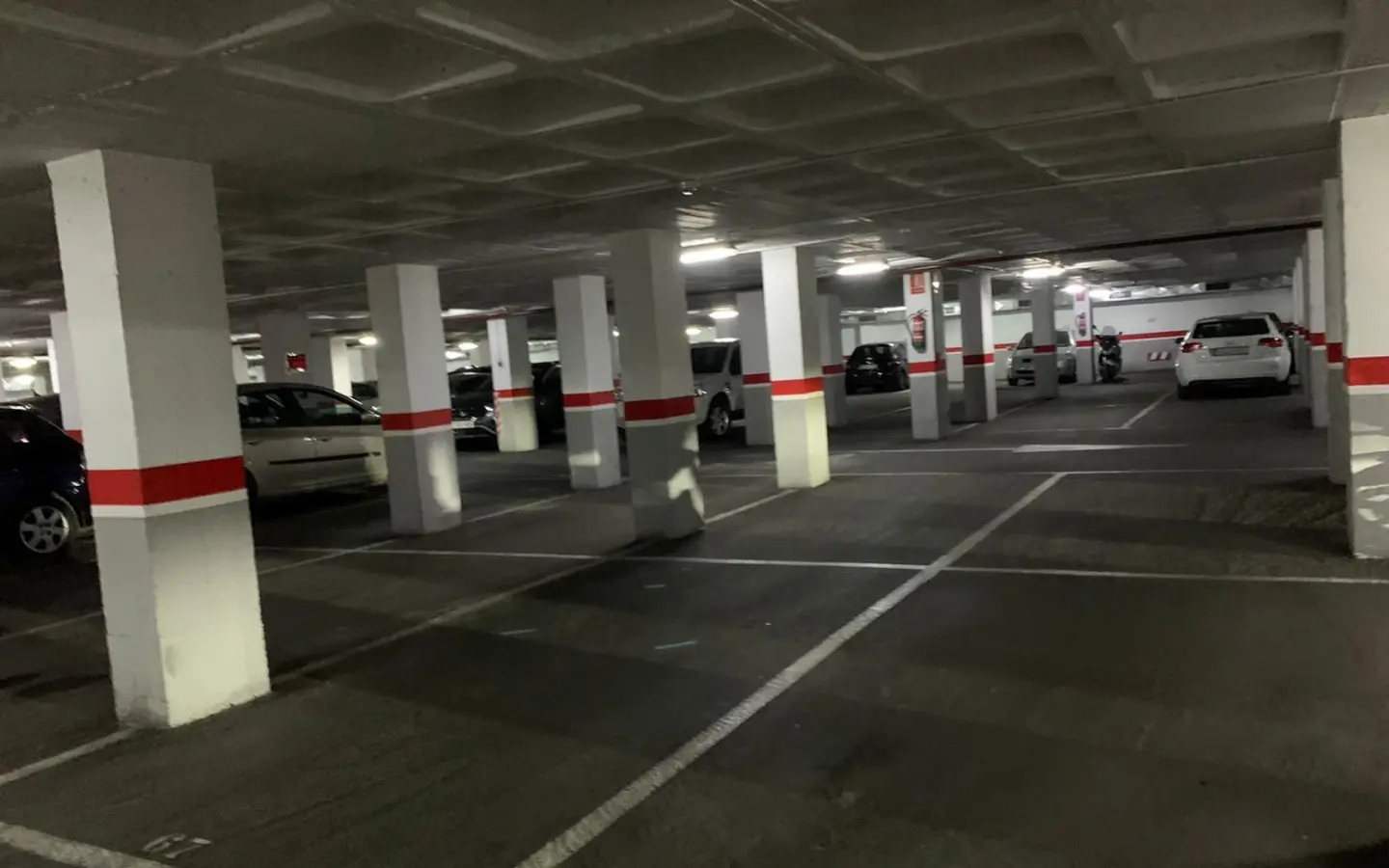 Garage In Elche, Spain (18 M²)