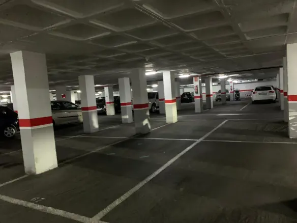 Garage In Elche, Spain (18 M²)