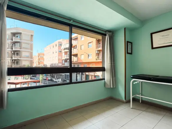 Office In Elche, Spain (106 M²)