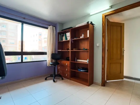 Office In Elche, Spain (106 M²)