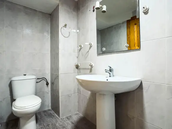Office In Elche, Spain (106 M²)