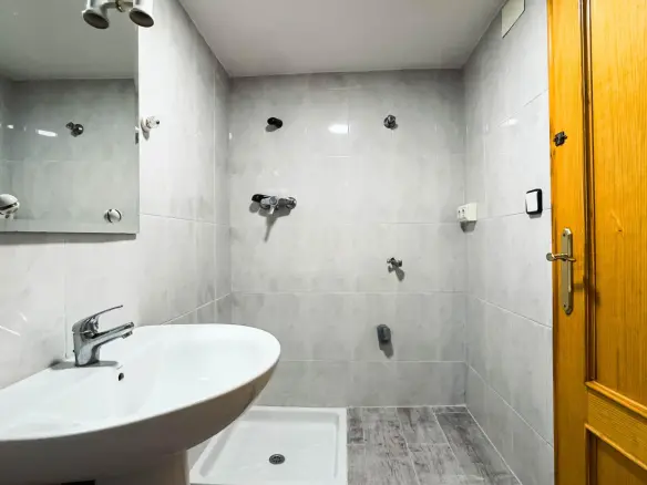 Office In Elche, Spain (106 M²)