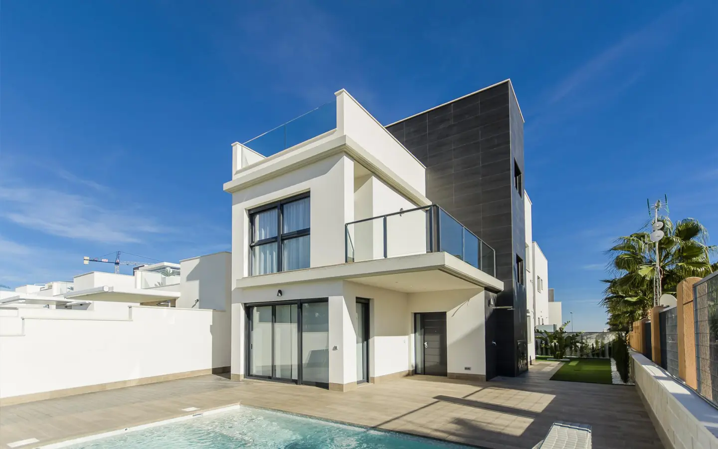 3-bedroom Villa In San Miguel De Salinas, Spain (144 M²)