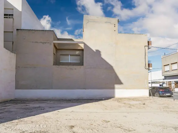 Land In Monforte Del Cid, Spain (231 M² Plot)