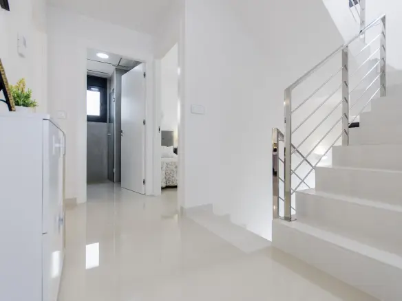 3-bedroom Villa In San Miguel De Salinas, Spain (144 M²)