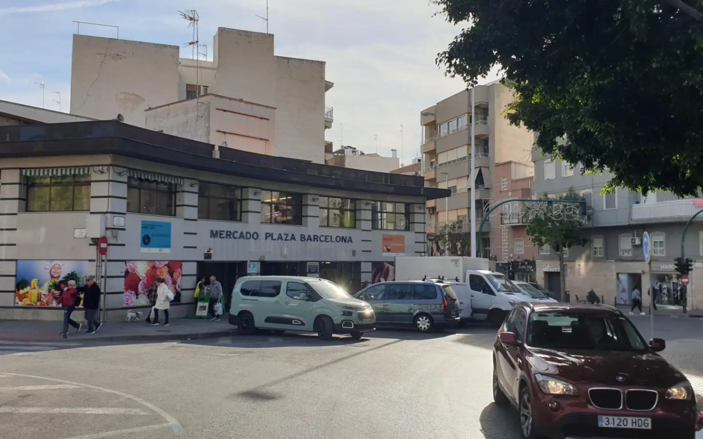 Commercial Unit In Elche, Spain (100 M²)