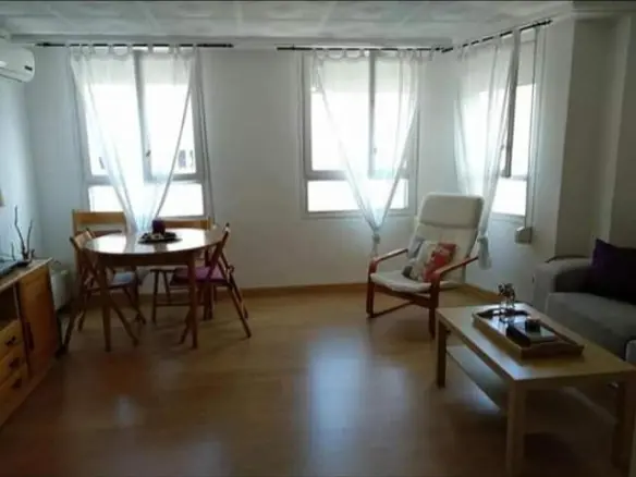 3-bedroom Flat In Elche, Spain (86 M²)