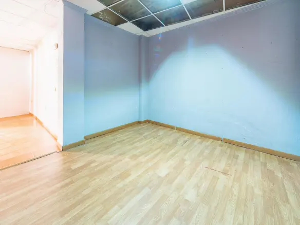 Commercial Unit In Mula, Spain (130 M²)