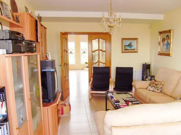 7-bedroom Villa In Benidorm, Spain (926 M²)