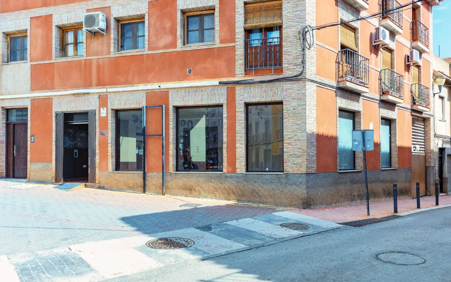Commercial Unit In Mula, Spain (130 M²)