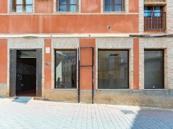 Commercial Unit In Mula, Spain (130 M²)